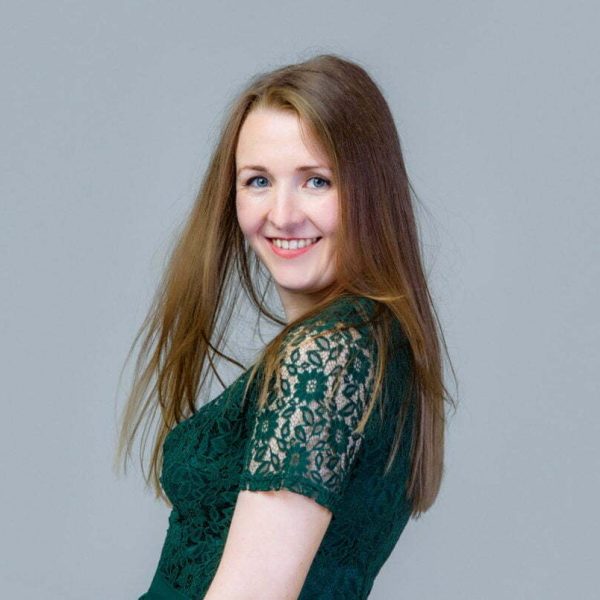 Portrait of Louise Anne - Female Empowerment Coach
